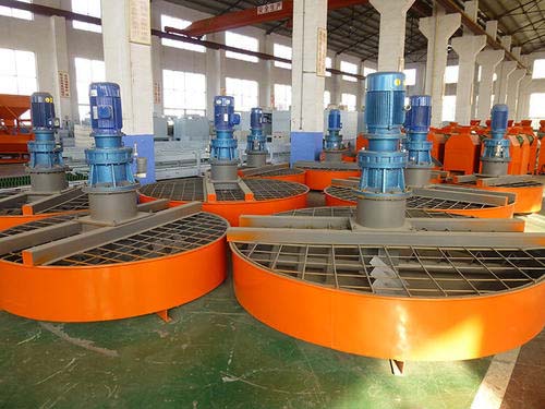 河南有機(jī)肥盤式攪拌機(jī) 立式圓盤攪拌機(jī)